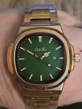 NIB LUCKY FOURS Men’s Gold "Wraith" Gold   with Emerald Face Watch